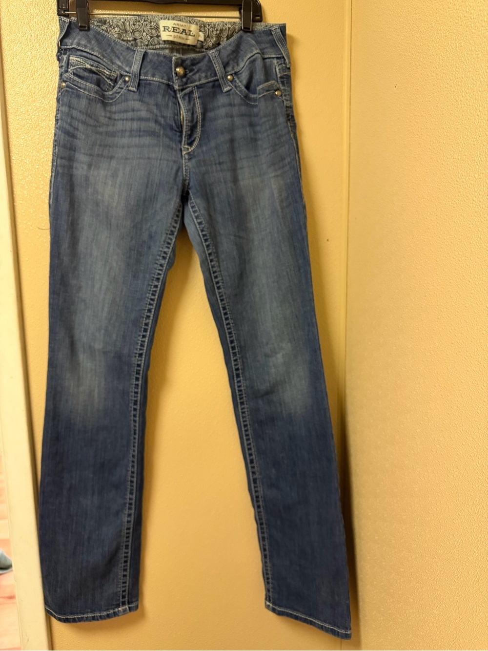 Ariat Women's  R.E.A.L Sassy Boot-Cut Jeans in Faded Blue Wash